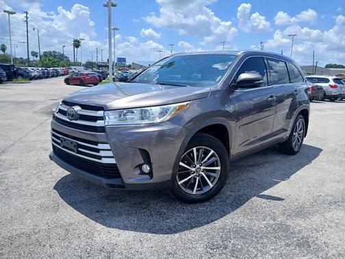 2017 Toyota Highlander XLE