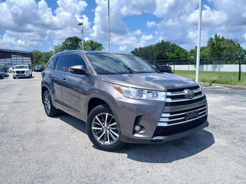 2017 Toyota Highlander XLE