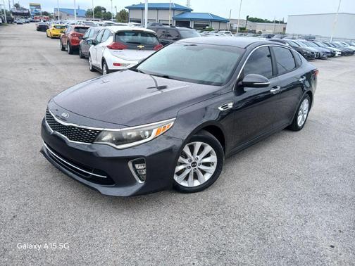 Platinum Graphite 2018 Kia Optima S