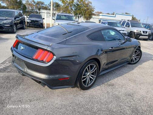 2017 Ford Mustang EcoBoost Premium