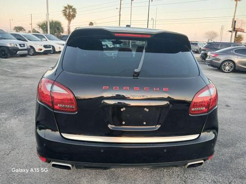 2011 Porsche Cayenne Cayenne