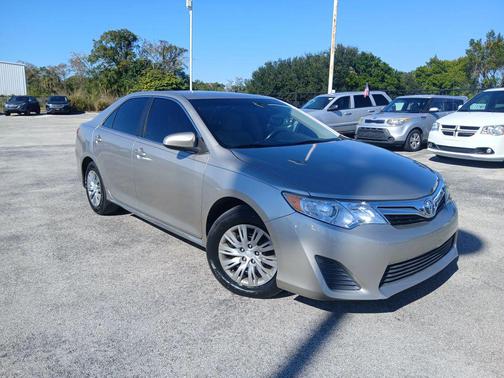 2014 Toyota Camry LE