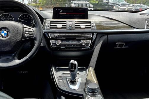 2018 BMW 320 i