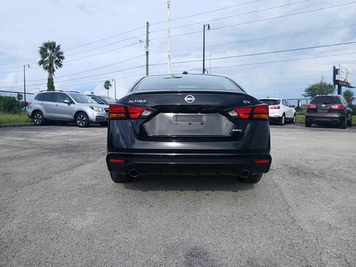 2020 Nissan Altima 2.5 SV