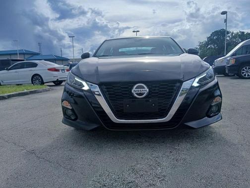 2020 Nissan Altima 2.5 SV