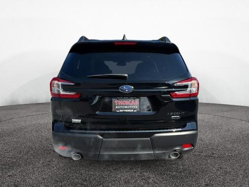 Crystal Black Silica 2026 Subaru Ascent Onyx Edition Touring 7-Passenger