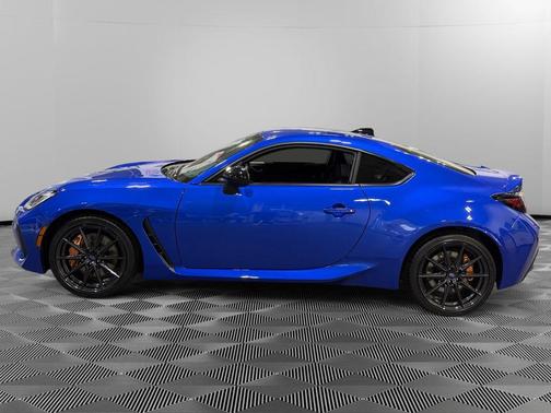2025 Subaru BRZ tS