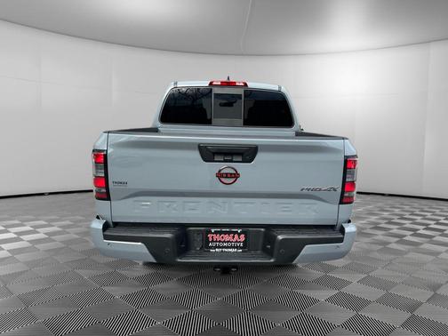2022 Nissan Frontier PRO-4X