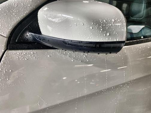 Pearl White Pearlcoat 2019 Jeep Cherokee Latitude Plus