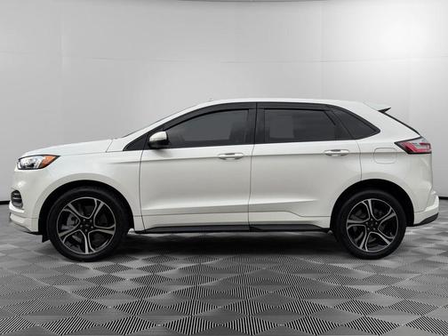2023 Ford Edge ST