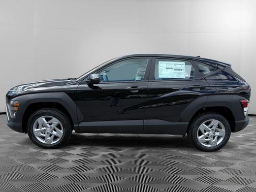2025 Hyundai KONA SE