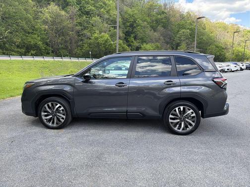 Magnetite Gray Metallic 2026 Subaru Forester Hybrid Touring