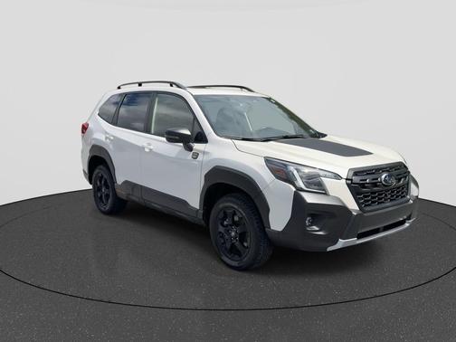 Crystal White Pearl 2023 Subaru Forester Wilderness