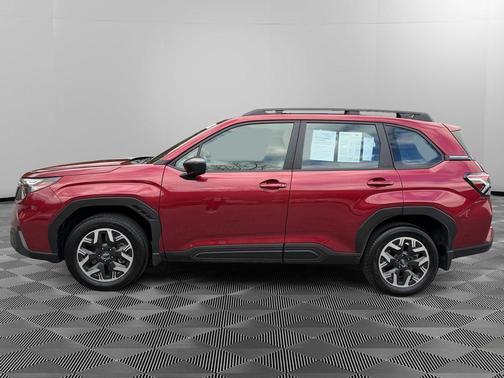 2025 Subaru Forester Base