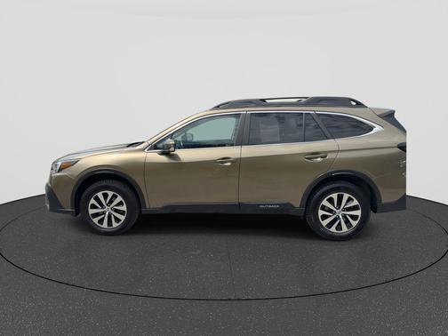 Autumn Green Metallic 2021 Subaru Outback Premium