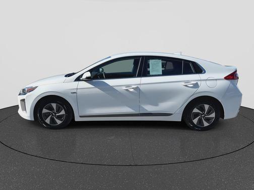 2019 Hyundai IONIQ Hybrid SEL