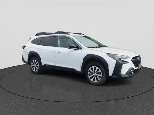 Crystal White Pearl 2025 Subaru Outback Premium