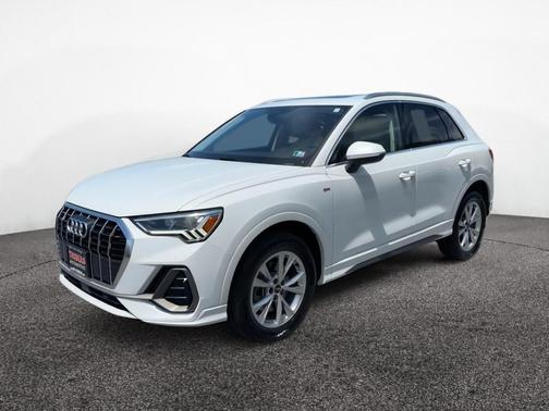 Glacier White 2022 Audi Q3 45 S line Premium Plus