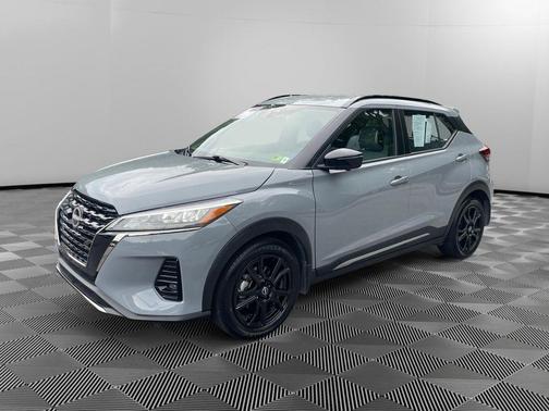 2024 Nissan Kicks SR