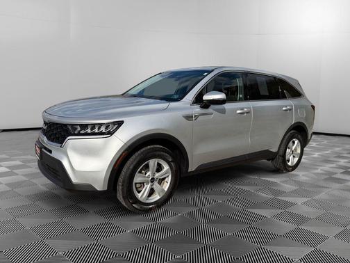 2022 Kia Sorento LX