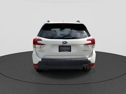 Crystal White Pearl 2021 Subaru Forester Premium
