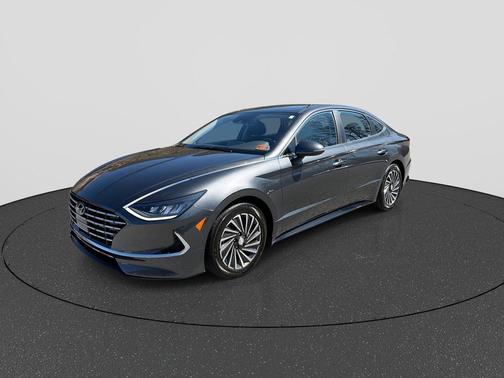 2022 Hyundai SONATA Hybrid SE