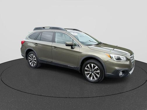 Wilderness Green Metallic 2015 Subaru Outback 2.5i Limited