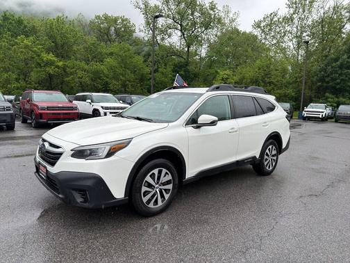 Crystal White Pearl 2021 Subaru Outback Premium