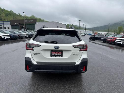 Crystal White Pearl 2021 Subaru Outback Premium