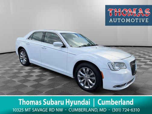 2016 Chrysler 300 Limited