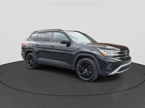 2023 Volkswagen Atlas 3.6L SE w/Technology