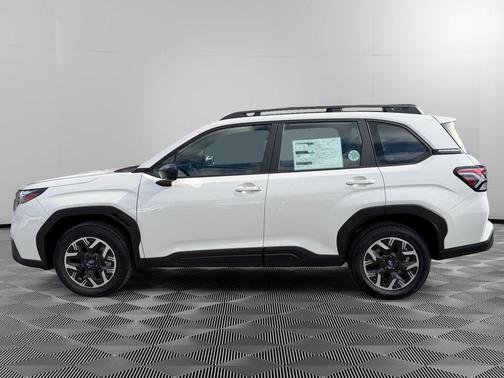 2025 Subaru Forester Base