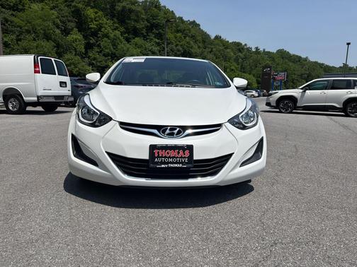 Pearl White 2014 Hyundai ELANTRA SE