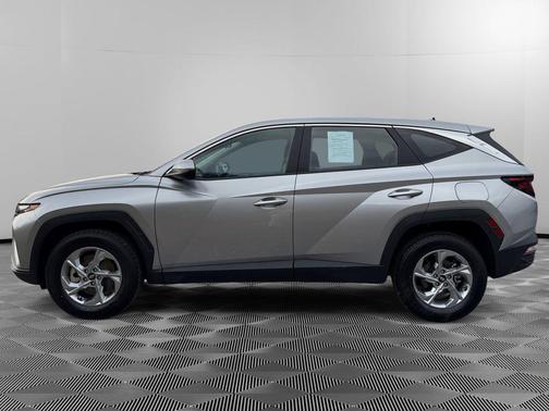 2024 Hyundai TUCSON SE