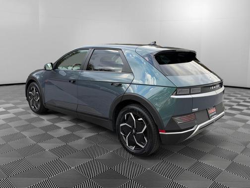 2023 Hyundai IONIQ 5 SE