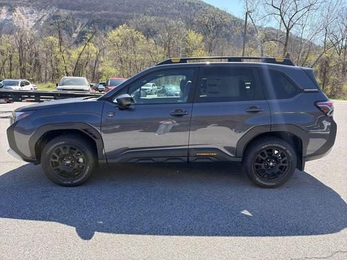 Magnetite Gray Metallic 2026 Subaru Forester Wilderness