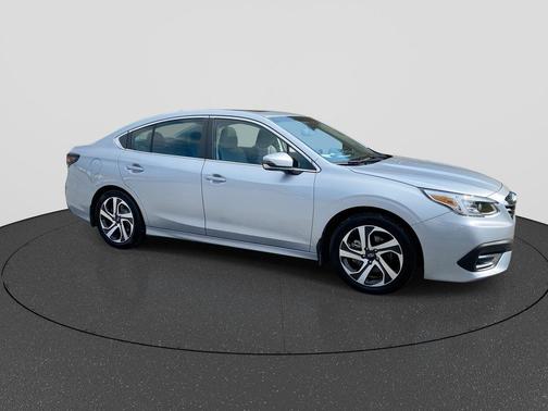 Ice Silver Metallic 2022 Subaru Legacy Limited