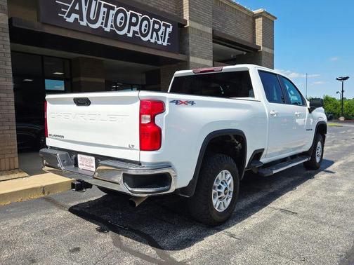Summit White 2022 Chevrolet Silverado 2500 LT