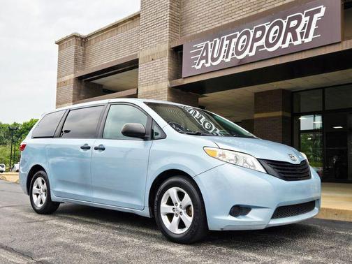 2015 Toyota Sienna L