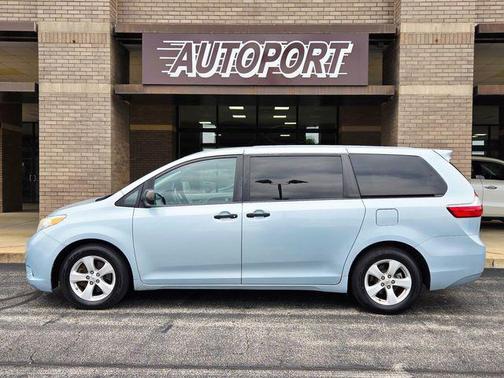 2015 Toyota Sienna L