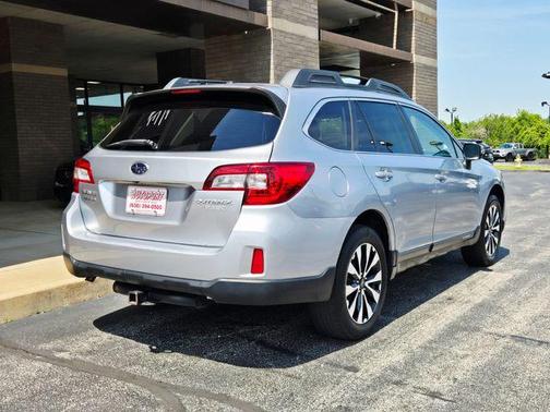 Ice Silver Metallic 2015 Subaru Outback 2.5i Limited