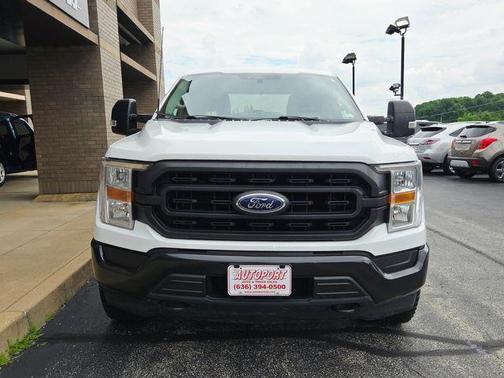 White 2022 Ford F-150 FOUR DOOR CREW CAB