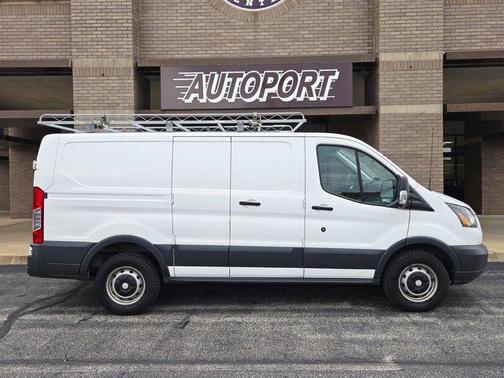 2018 Ford Transit-250 Base