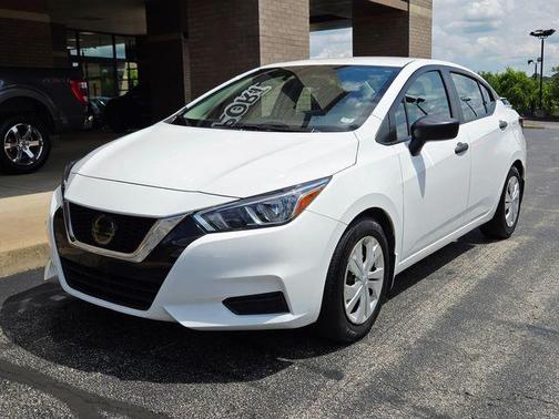 2021 Nissan Versa 1.6 S