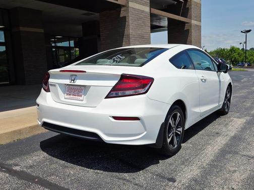 White 2015 Honda Civic EX