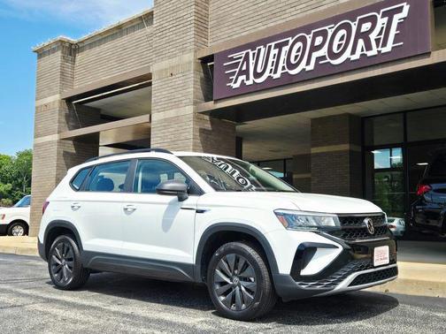 Pure White 2023 Volkswagen Taos 1.5T S