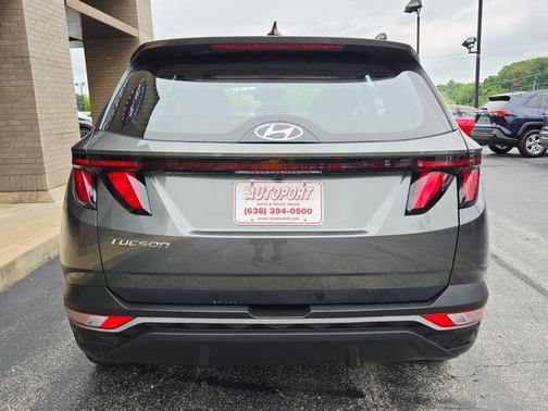 2023 Hyundai TUCSON SE