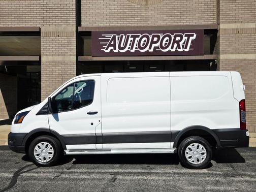 2023 Ford Transit-250 Base