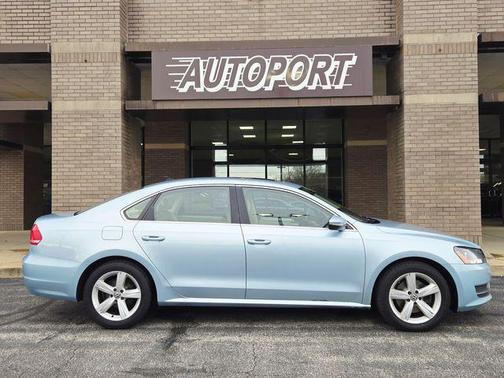 2012 Volkswagen Passat 2.5 SE