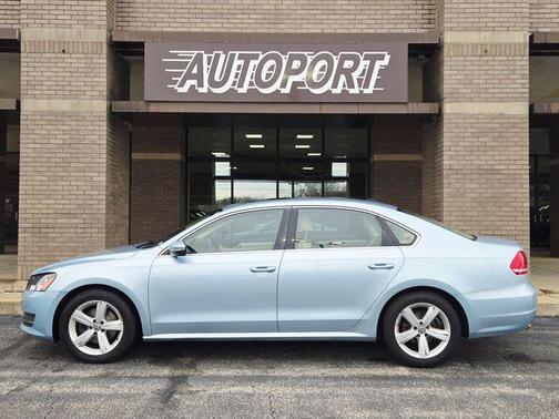 2012 Volkswagen Passat 2.5 SE